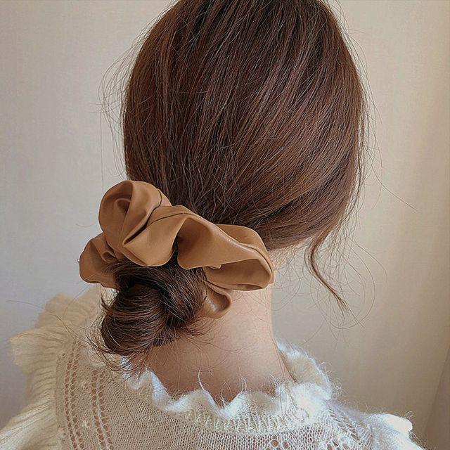 [오늘출발/랜덤악세증정] 브리드 레더가죽 스크런치 곱창밴드