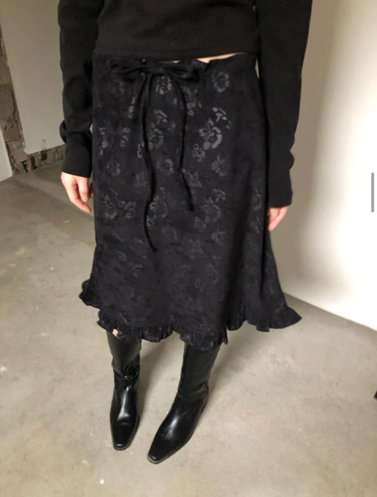 (당일/주문폭주) 로즈 자가드 프릴 스커트