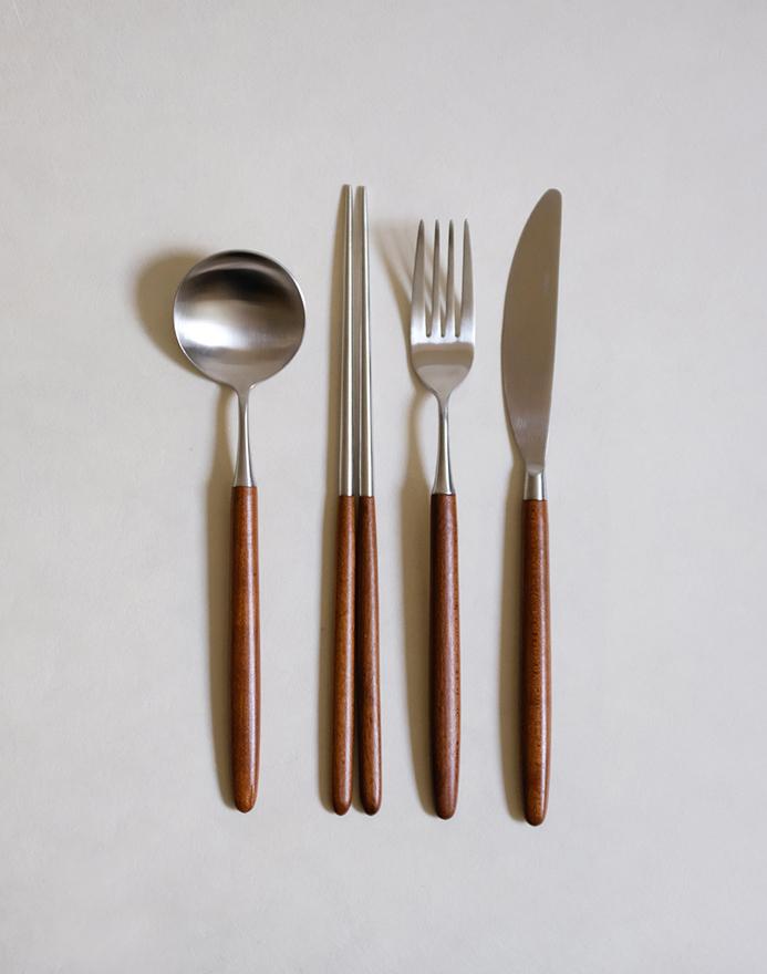 Lacquer Wooden Handle Dinner Cutlery