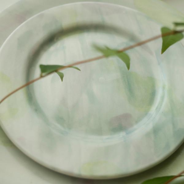 green scent plate