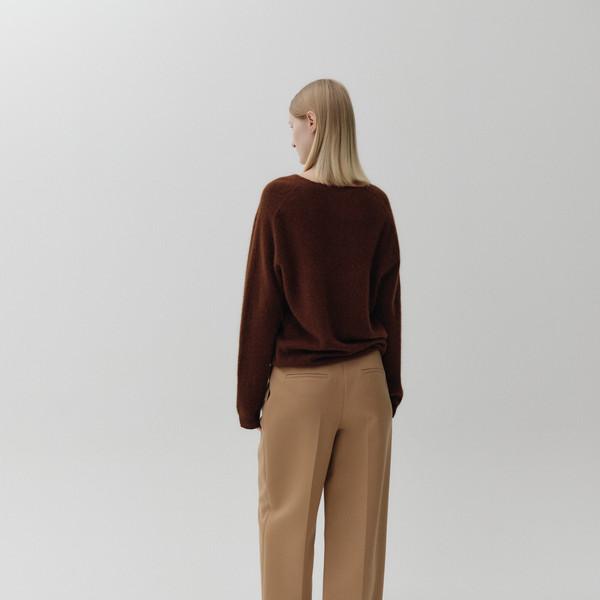 CASHMERE BLEND V-NECK KNIT