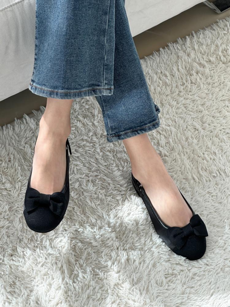 코즈 리본 슬링백 플랫슈즈