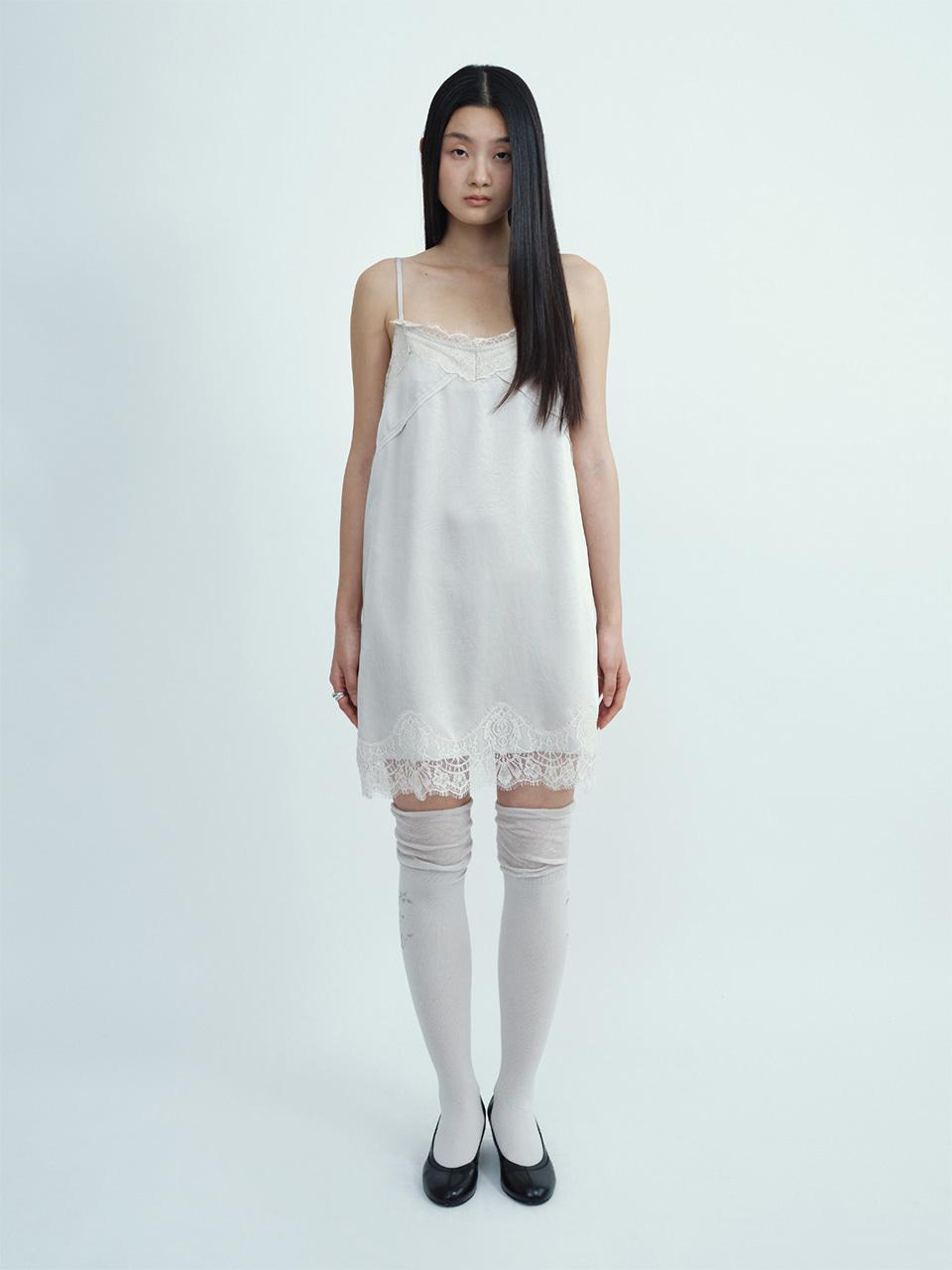 Crease Lace Midi Dress [Beige]