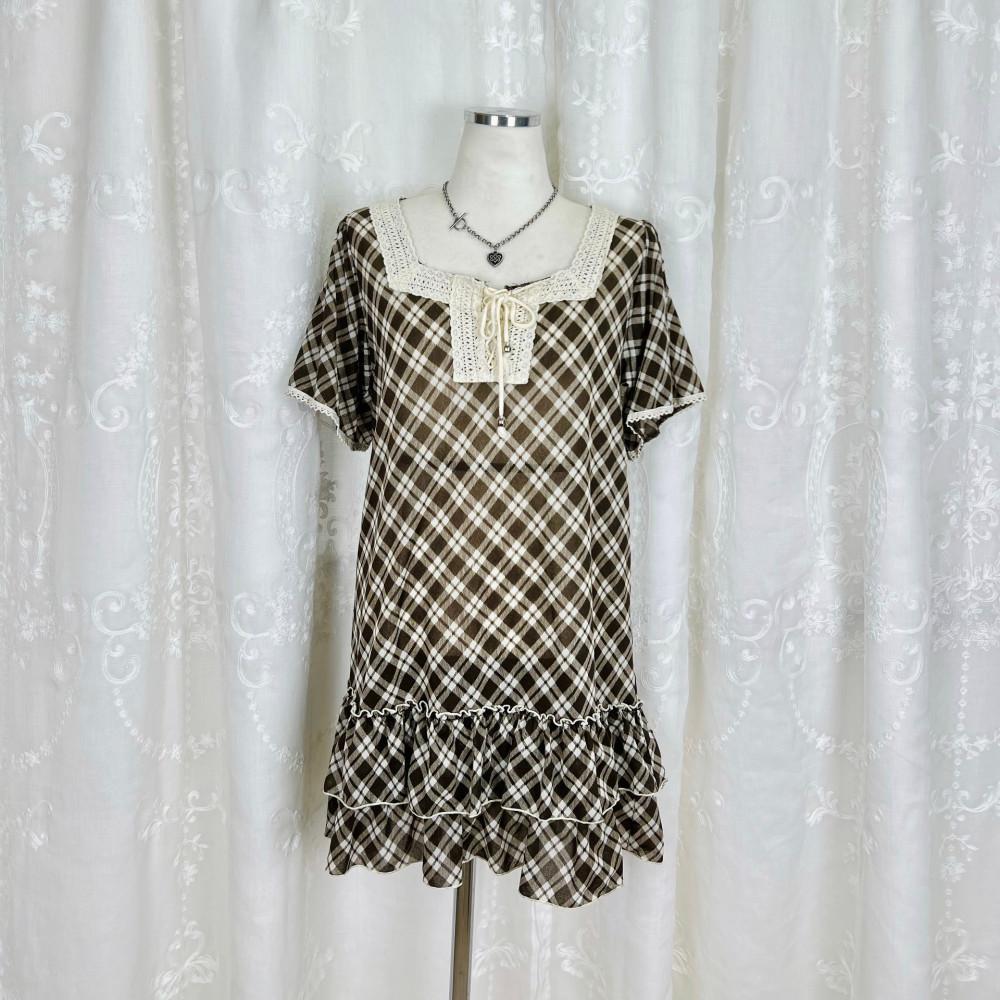 [중고] 1599 브라운 프릴 레이스 아일렛 체크 시스루원피스
