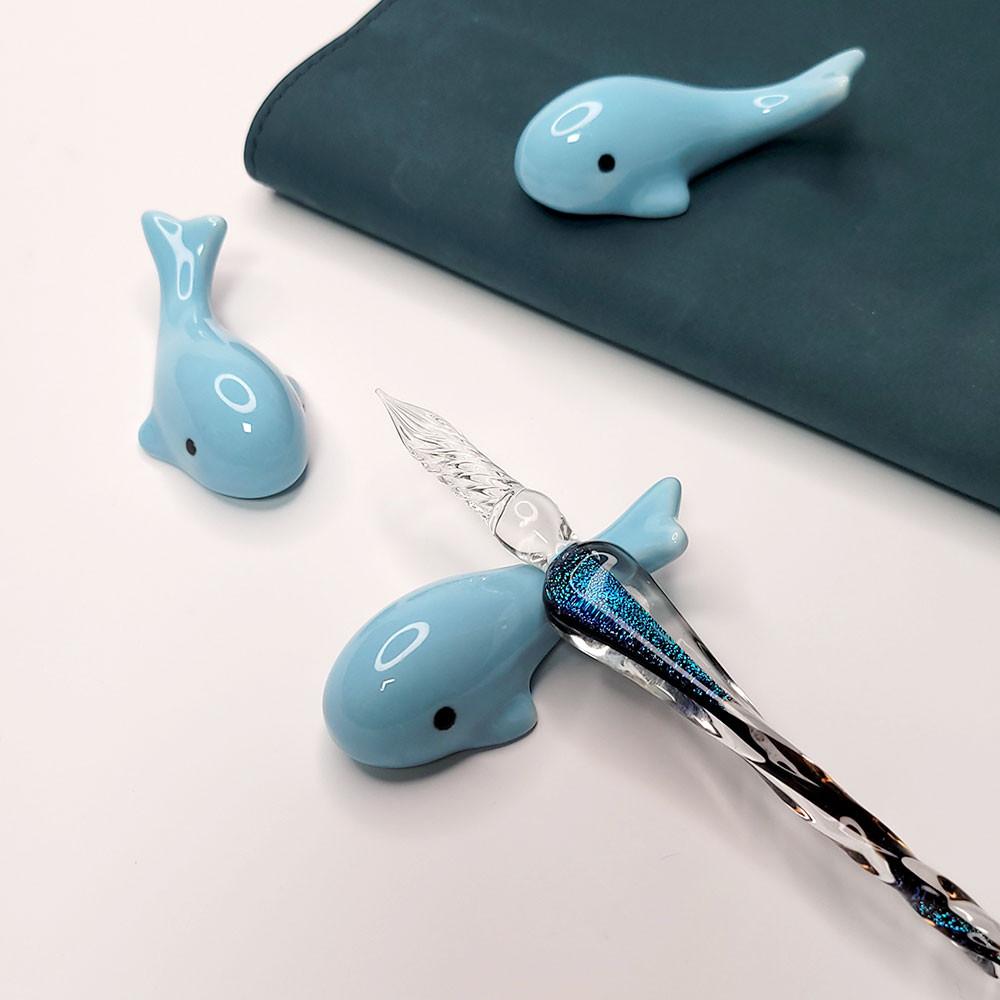 아기고래 펜트레이 피규어 볼펜 홀더 데스크 소품