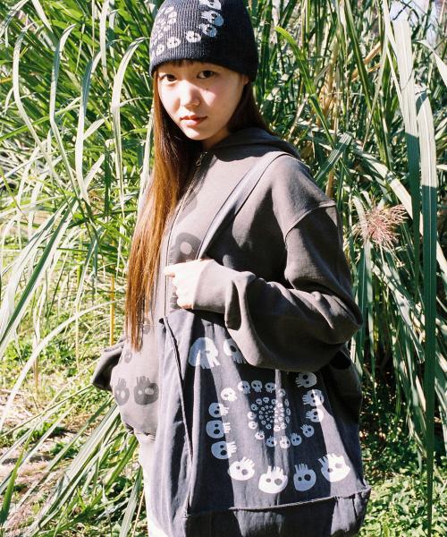 토네이도 스컬 토트 - 차콜