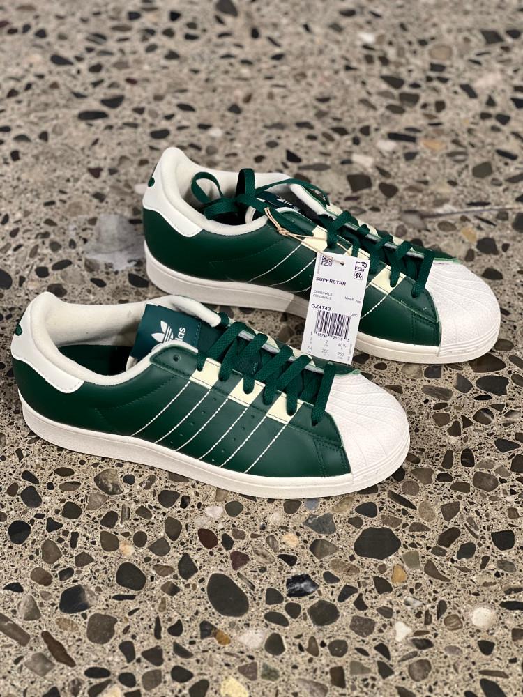 아디다스 슈퍼스타 다크 그린 남성용 스니커즈 GZ4743