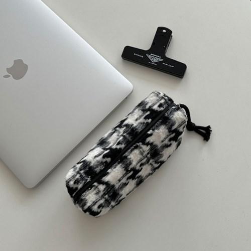 Argent square pencil case - owen black
