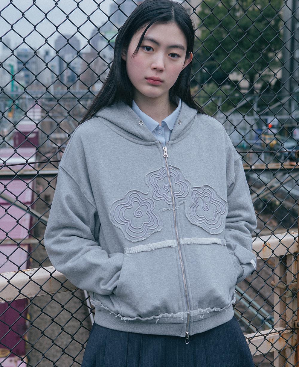 오헤시오 FLOWER APPLIQUE HOODED ZIP-UP, GRAY - 위시버킷