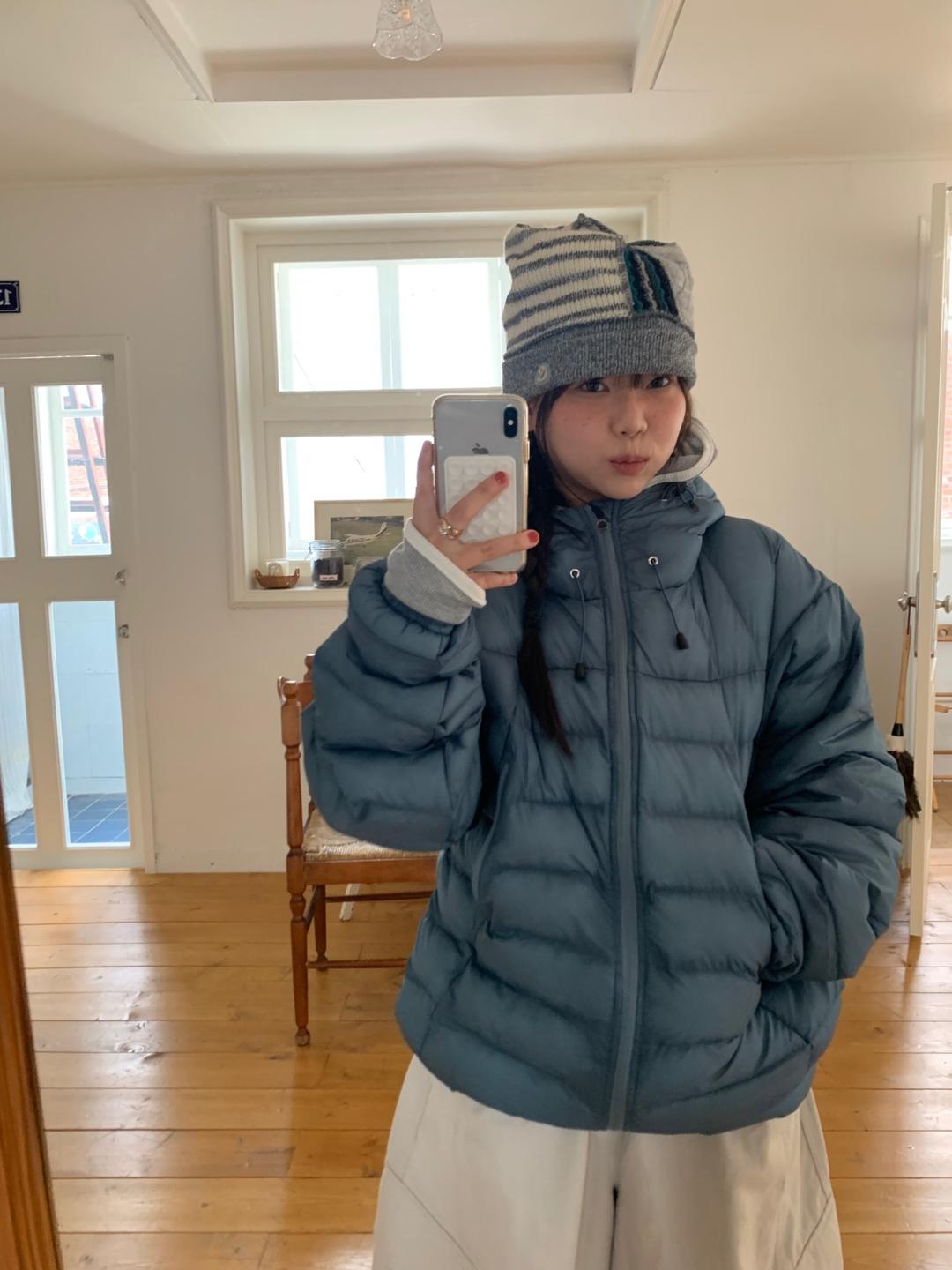 [블랙색상 제외 11월 첫째주 입고 예정] Color light padding - Unisex