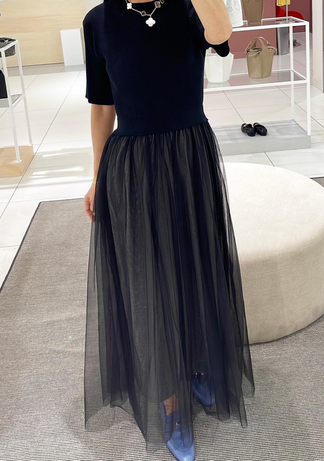 어반리서치 23SS 튤 도킹 니트 원피스(블랙)