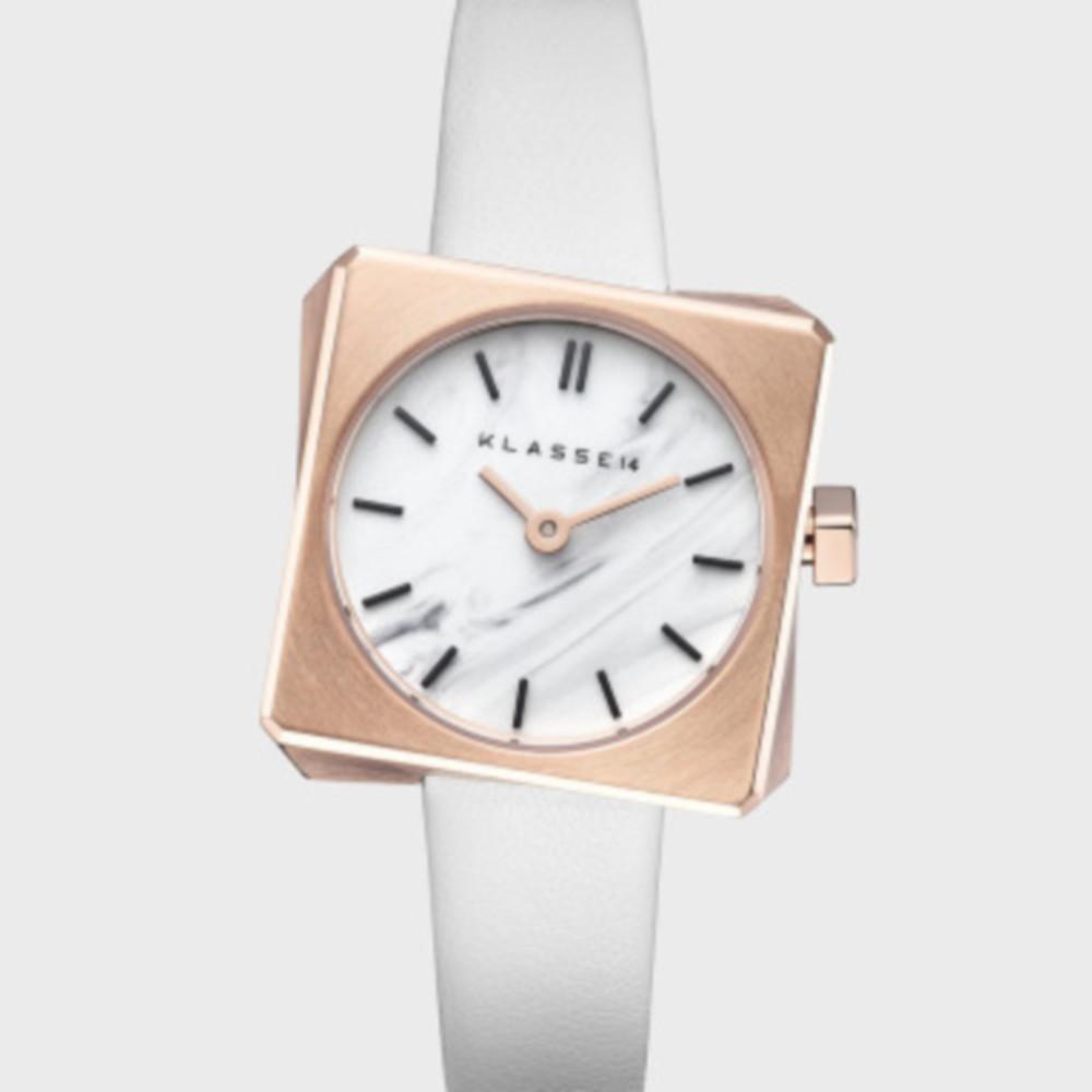 클라쎄14 스핀 로즈골드 화이트 여성 가죽 손목시계 25.5mm