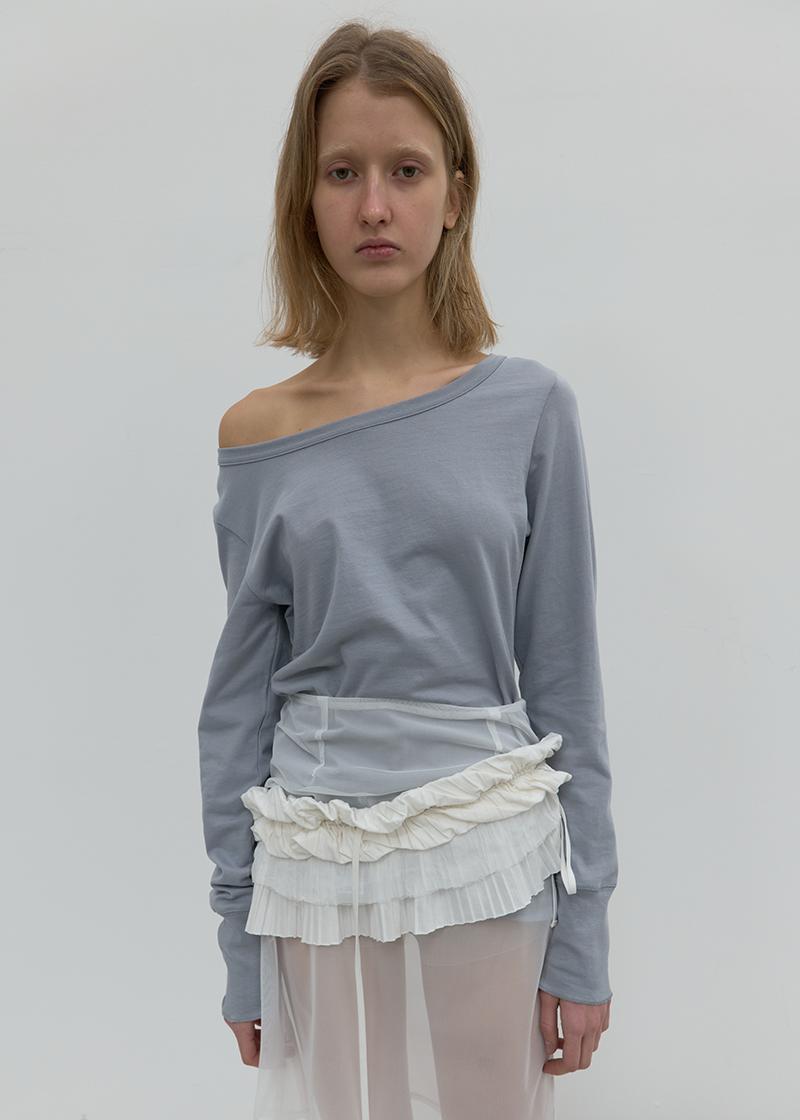 SNUG LONG SLEEVE TOP IN LIGHT BLUE