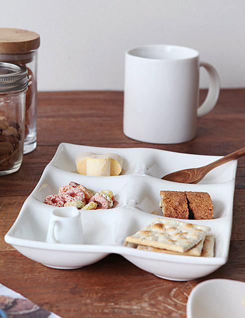 [6칸] 화이트 나눔 접시