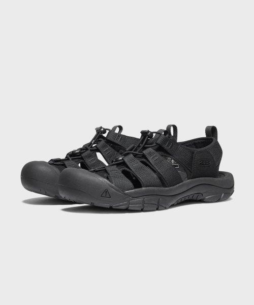 뉴포트 H2 샌들 Triple Black