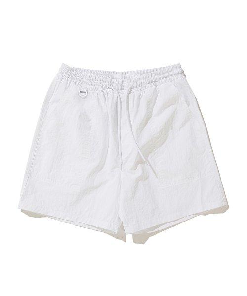 크리스피 나일론 쇼츠_화이트