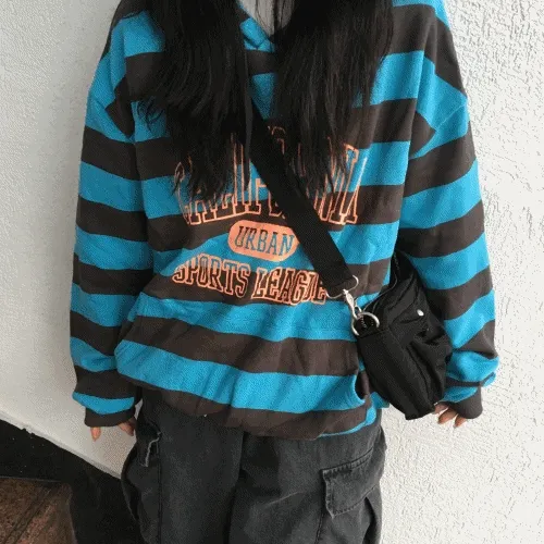 [y2k] backup stripe printing hood t 백업 스트라이프 단가라 프린팅 후드티 3color