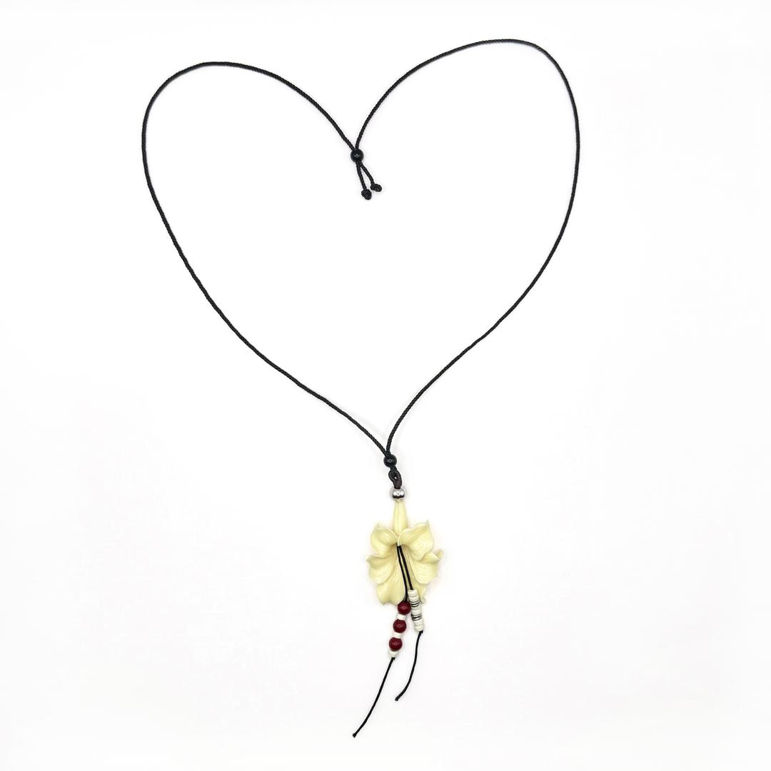 Hawaii ball Necklace