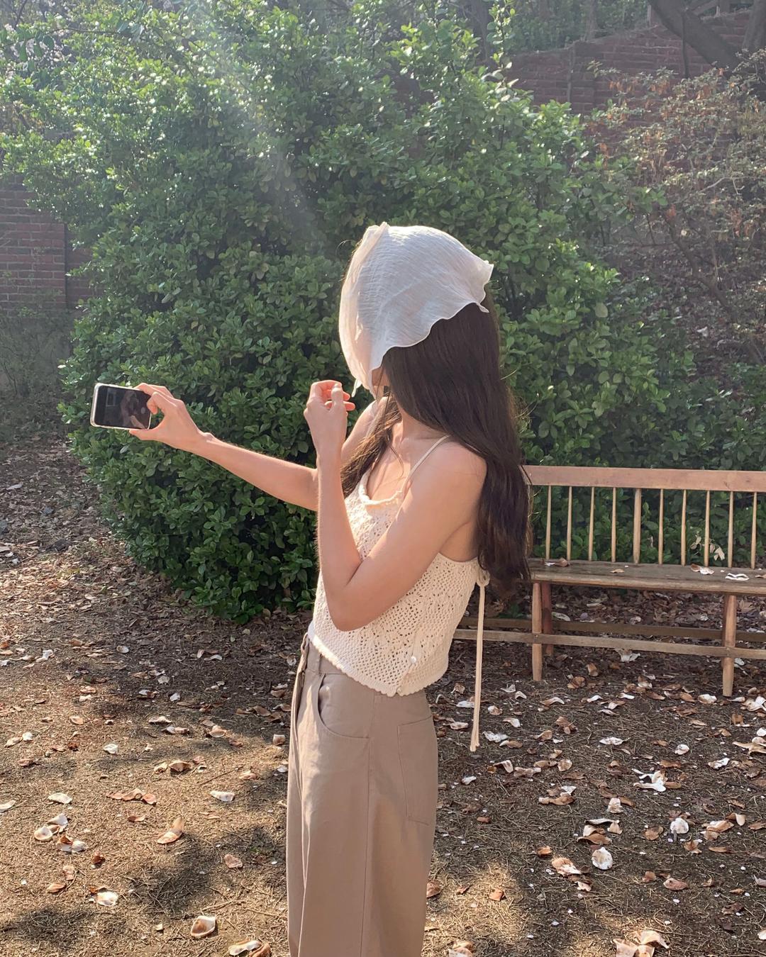 Crochet string top knit