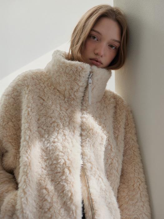 [1/12 재입고]MARIE High Neck Cocoon Silhouette Curly Wool Zip-Up Fur Coat_Butter Milk