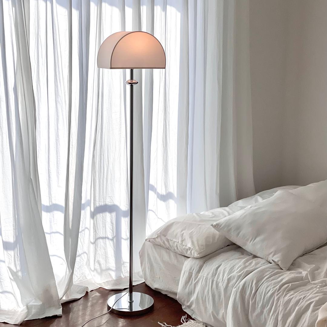 신혼집 집들이선물 모어A 반달 하프문 거실 침대 플로어 장스탠드 무드등 조명 2color