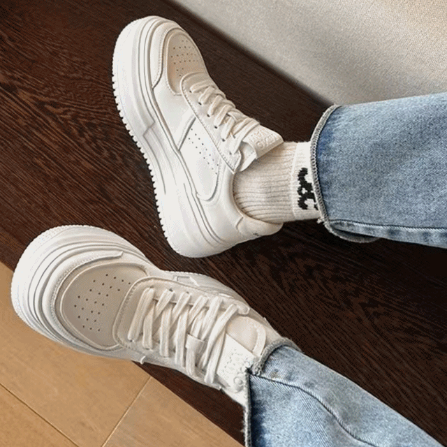 ❤당일발송❤/5.5cm 콜리드 펀칭 키높이 레이스업 스니커즈 5.5cm