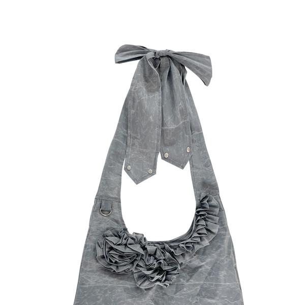 [30% OFF] NYLON FLOWER HOBO CROSS BAG (LIGHT GREY)