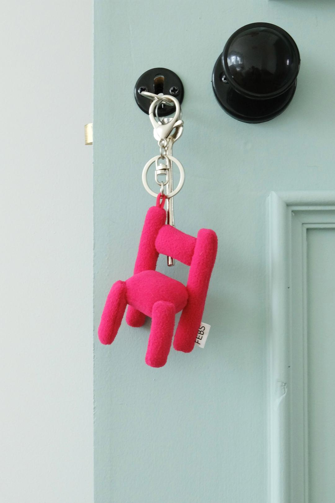pink chair keyring