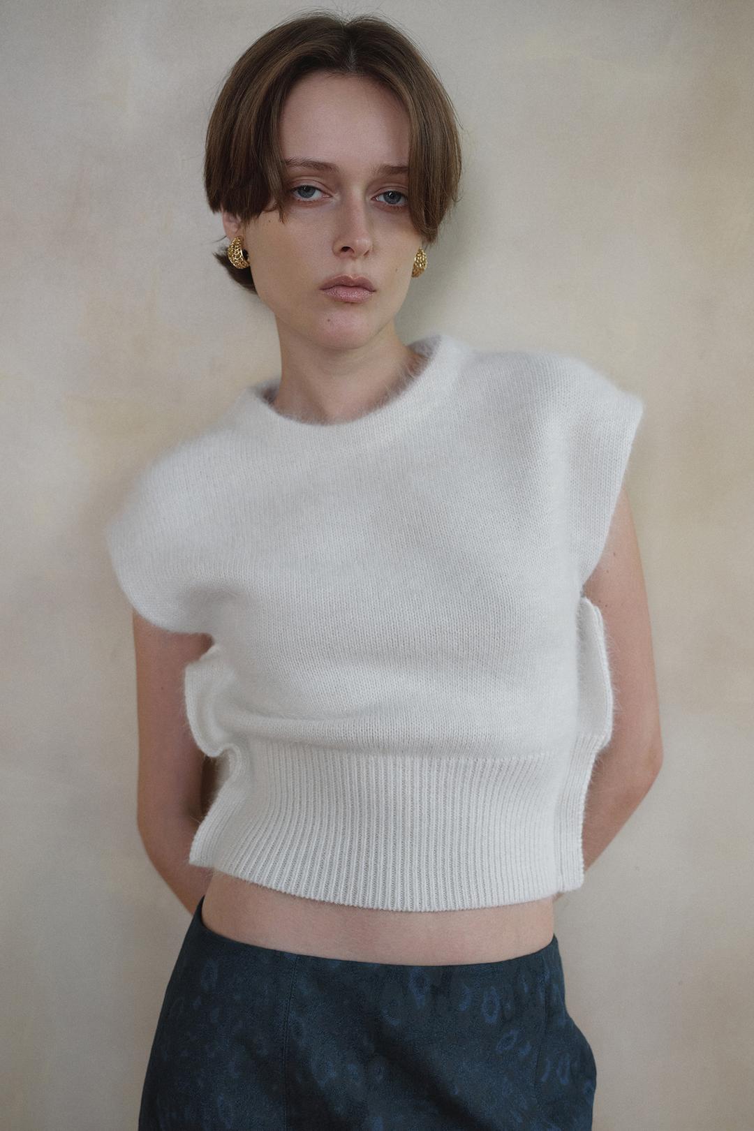 ANGORA KNIT VEST_WHITE