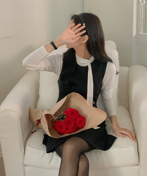 푸콘 타이 스트랩 긴팔티(데일리룩/레이어드)