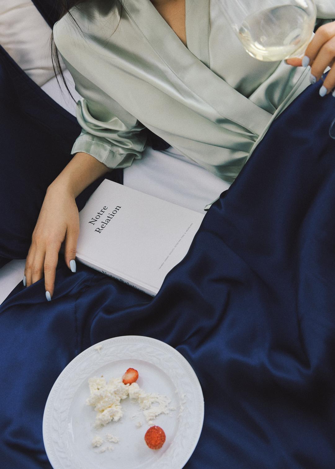 Emerald Green Satin 가운