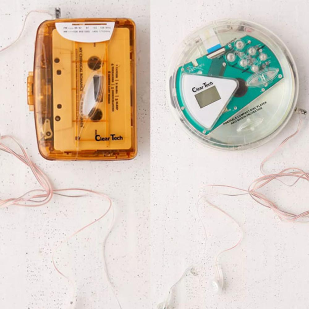 어반아웃피터스 레트로 복고 투명 카세트 씨디플레이어 워크맨