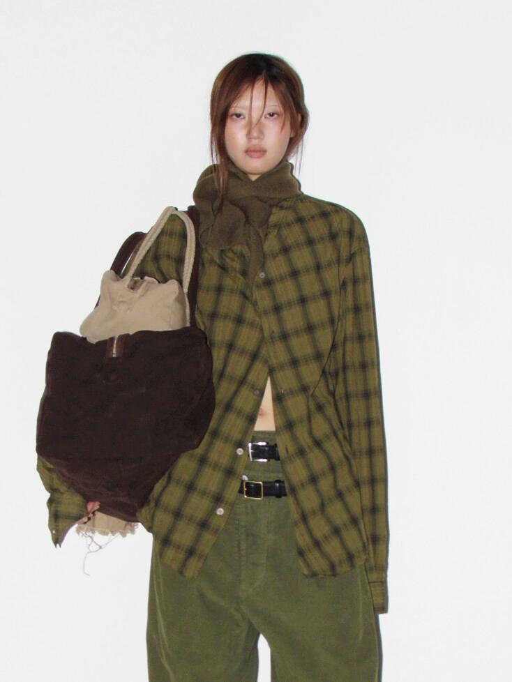 MENS GARMENT DYED CURVED CHECK SHIRT KHAKI