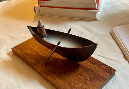 집들이선물. 연기가 고이는 [나룻배 인센스홀더]