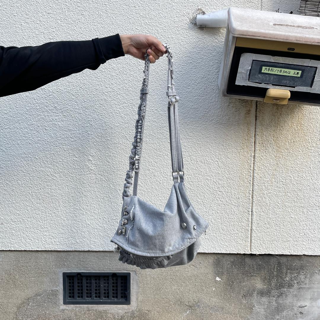 hoodie remade frill bag