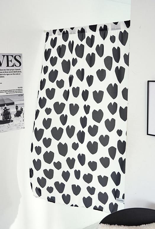 비침없는 블랙하트 쉬폰 가림막커튼