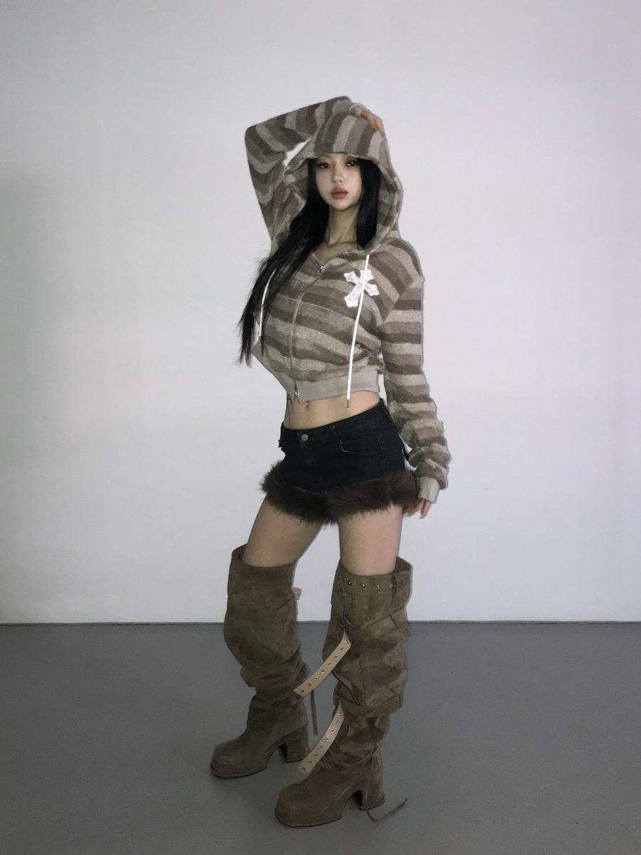 디에어타운 GREY 바로배송 rooppi cross lace wool hz(3 color)