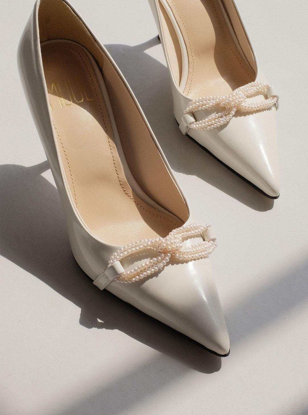 Pearl Ribbon Pumps