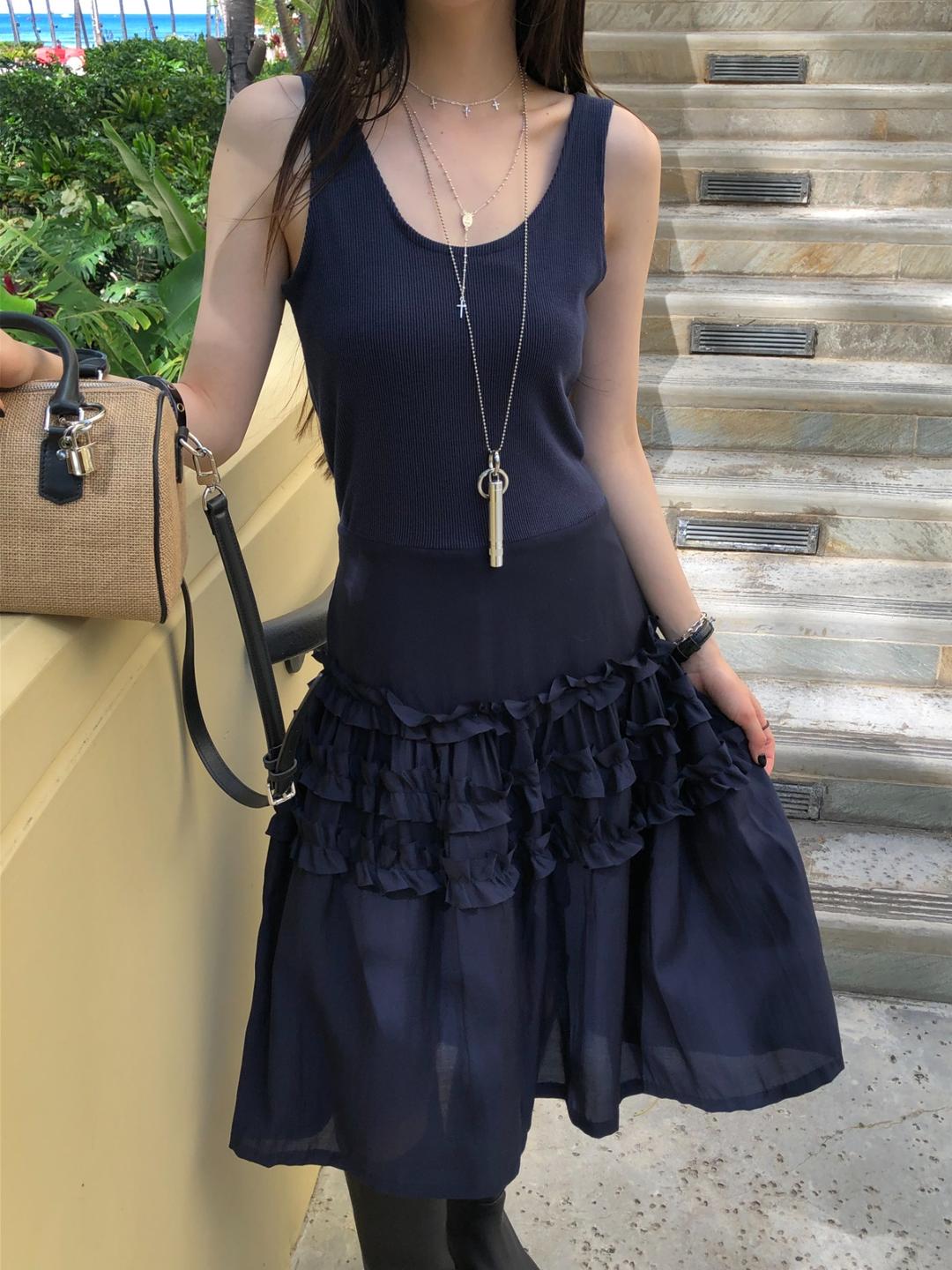 KONA FRILL DRESS
