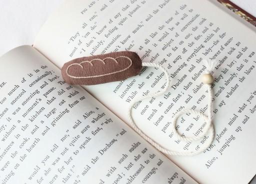 빵갈피🥖 빵 자수 책갈피