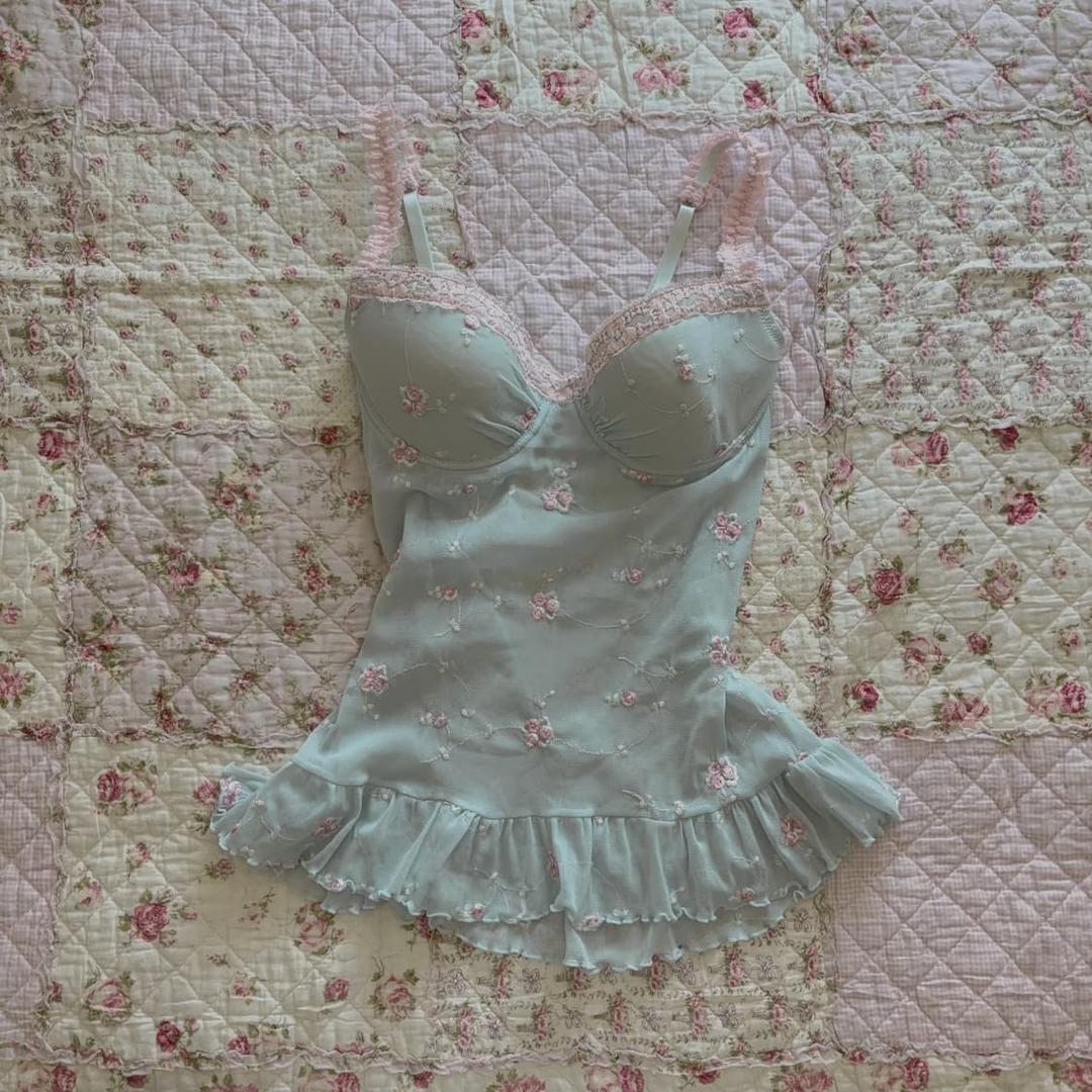 빅토리아시크릿 발레코어 플로럴 코르셋뷔스티에탑  36C | 후루츠패밀리