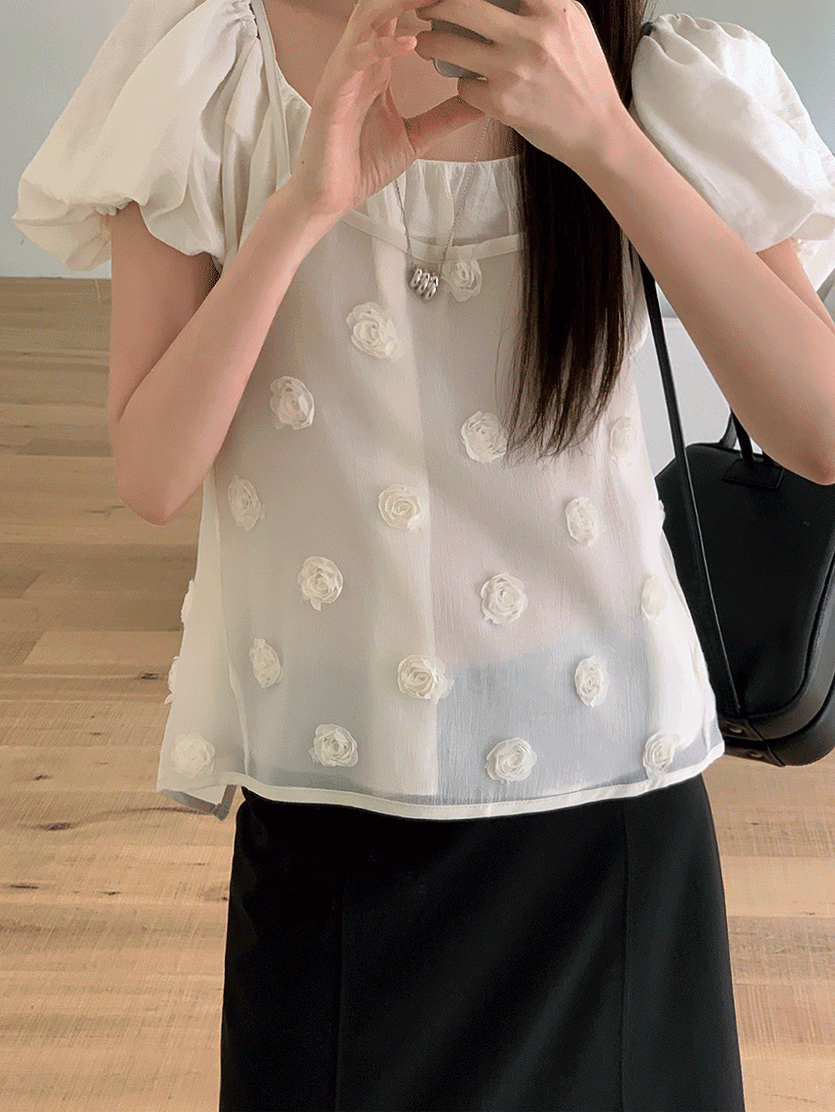 어리틀빗 rose bustier top (2color)