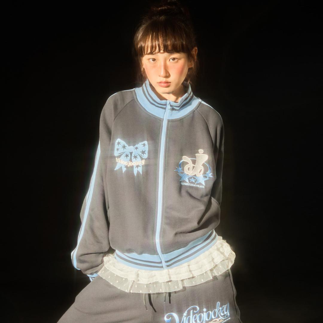 JOCKEY CLUB TRACK TOP [CHARCOAL]