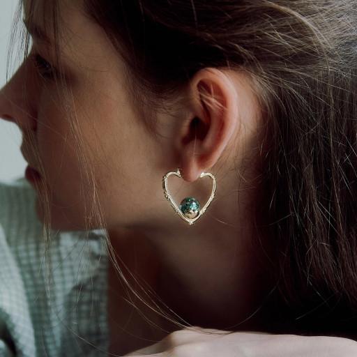 하트 후프 스노우볼 귀걸이 (리얼그린)