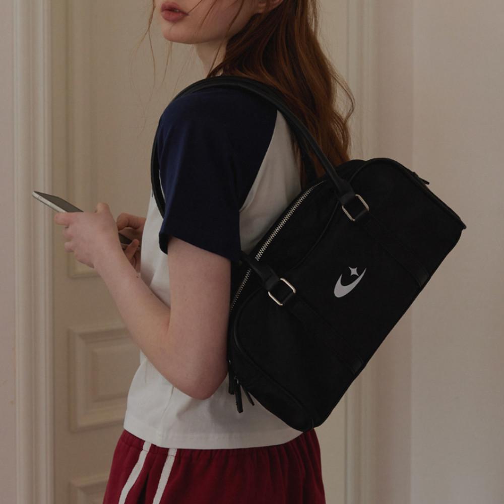 SQUAREHOULEST 스퀘어하울리스트 블랙 나일론 숄더백 스포츠 가방 y2k 키치하이틴백 02