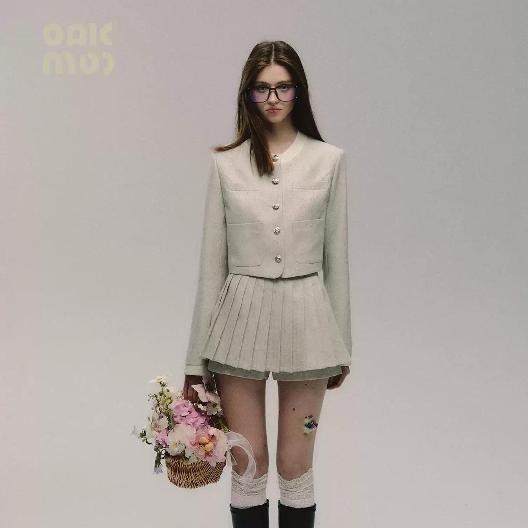 OAKMOO 오크무 플리츠 스커트 크롭 자켓 셋업 투피스