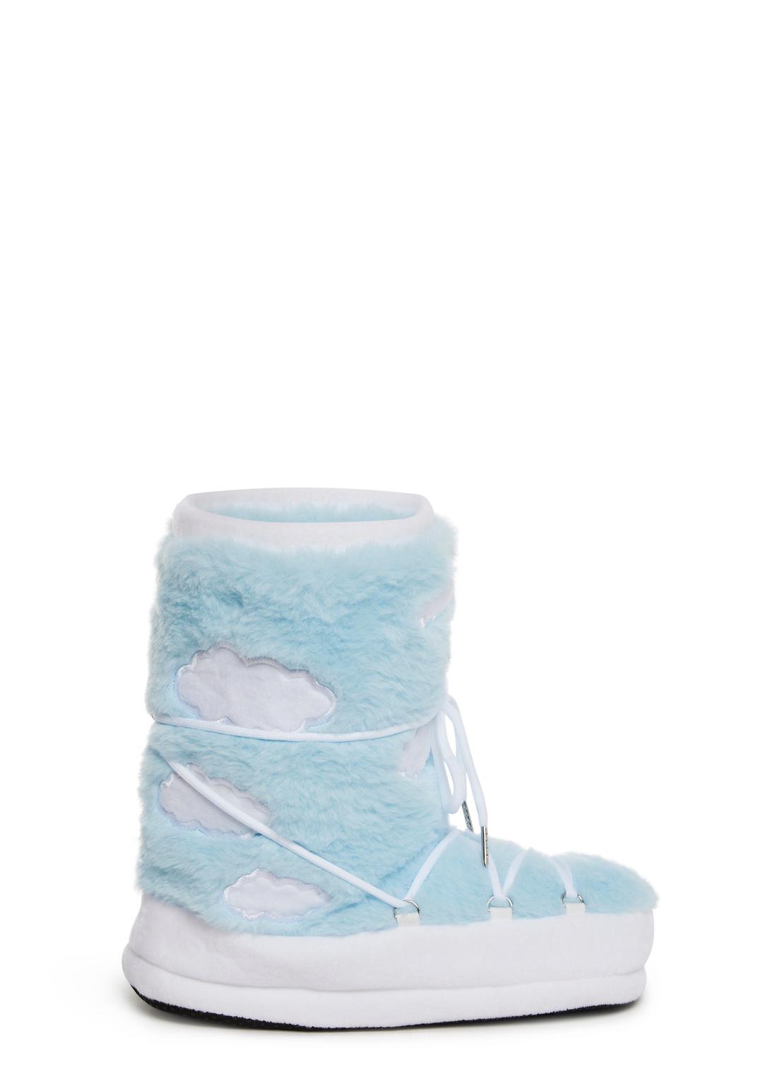 Dreamscape Love Cloud Slipper Boots - BLUE / Small/Medium