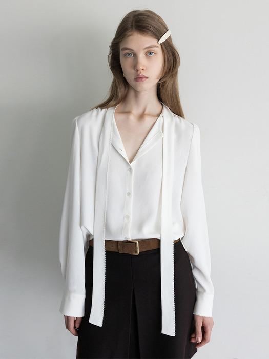 자수 타이 블라우스 (Ivory)_2FFUBL03