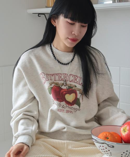 [기모] 레드애플 스웻셔츠-오트밀