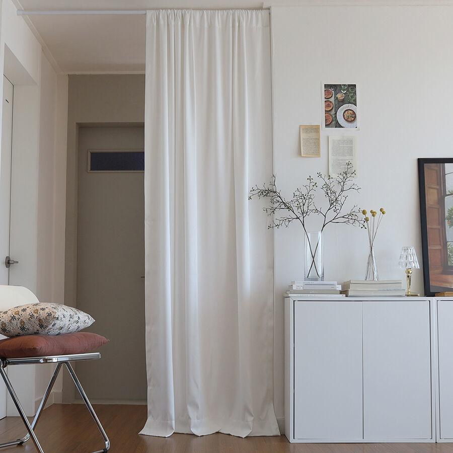 방한용 화이트 가리개 암막커튼